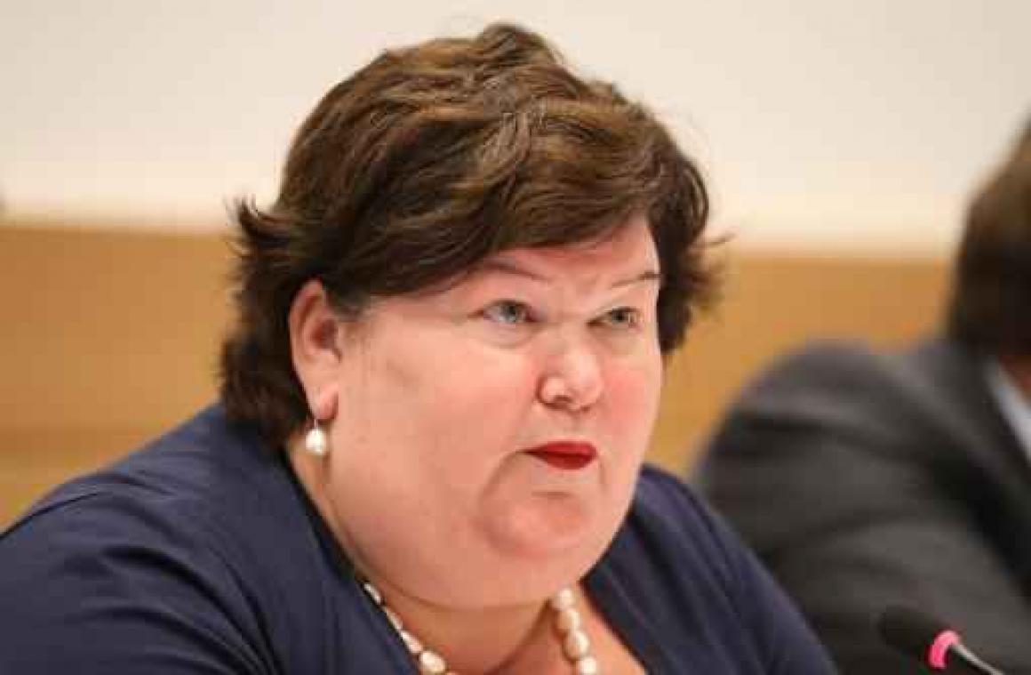 De Block wil buik van 1.100 Belgen meten De Block wil buik van 1.100 Belgen meten