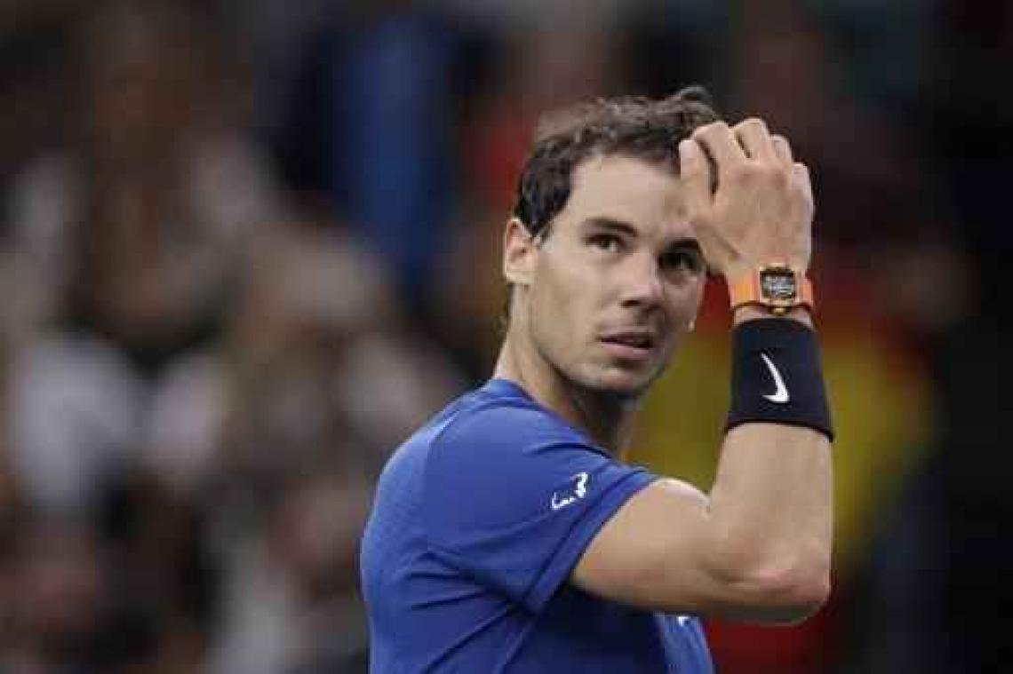 Rafael Nadal geeft met knieblessure forfait voor kwartfinale in Parijs-Bercy
