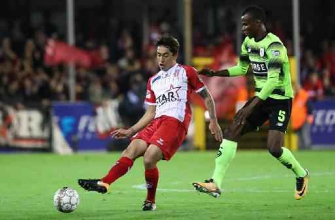 Ochoa (Standard) en Govea (Moeskroen) zitten in Mexicaanse selectie