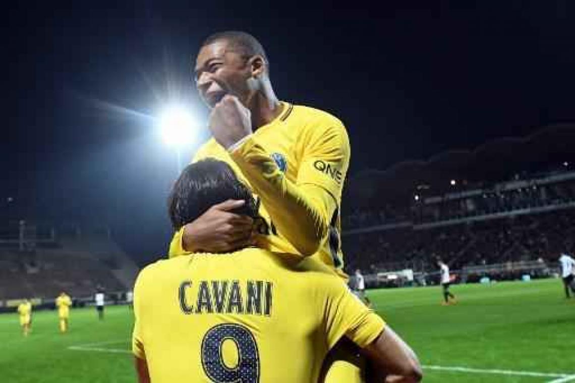 Belgen in het buitenland - Ook Angers kan pletwals van PSG niet stoppen