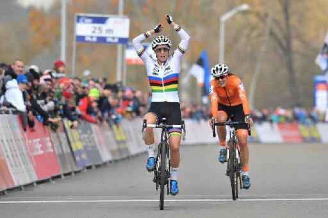 Veldrijden: Sanne Cant pakt derde Europese titel