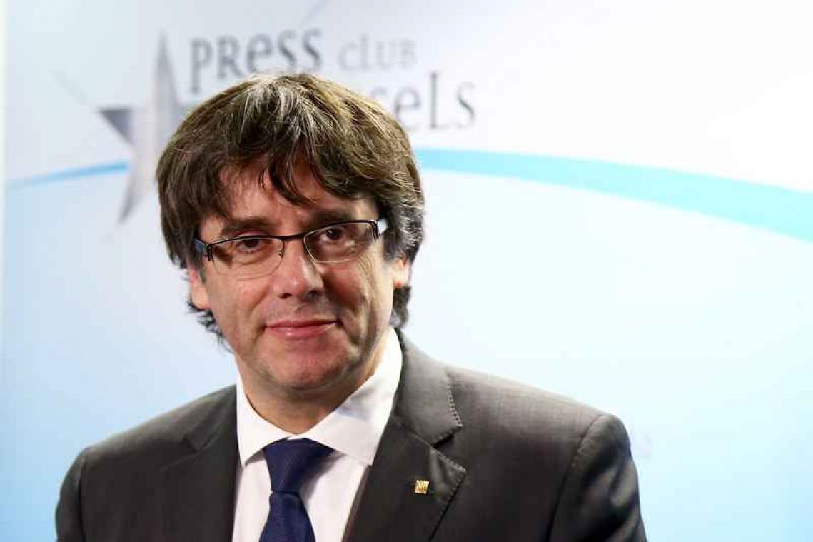Puigdemont geeft zich aan bij Brusselse politie
