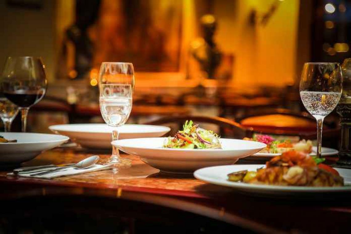 Ooh la la, Parijs opent zijn eerste naaktrestaurant