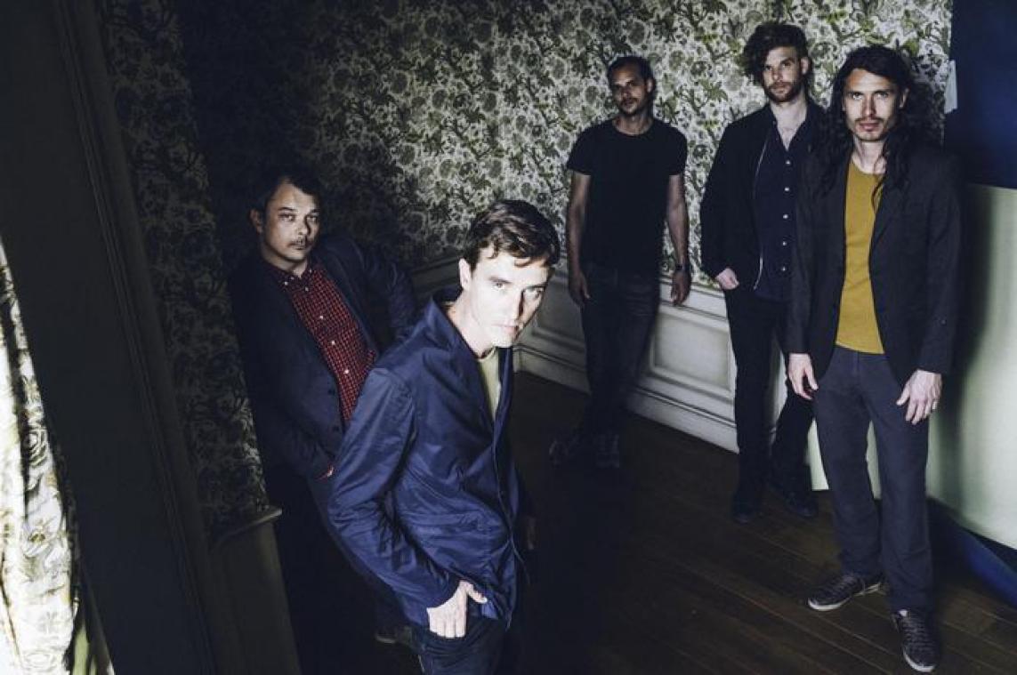 De wedergeboorte van Absynthe Minded