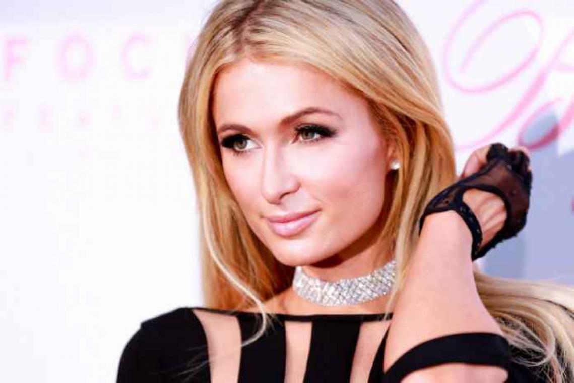 Paris Hilton komt na elf jaar met tweede album