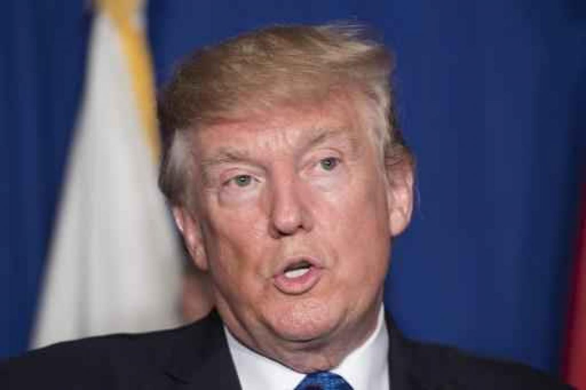 Trump roept APEC-landen op in eerste plaats aan zichzelf te denken