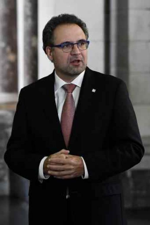 Nieuwe Londenbrug op Antwerpse Eilandje in gebruik genomen