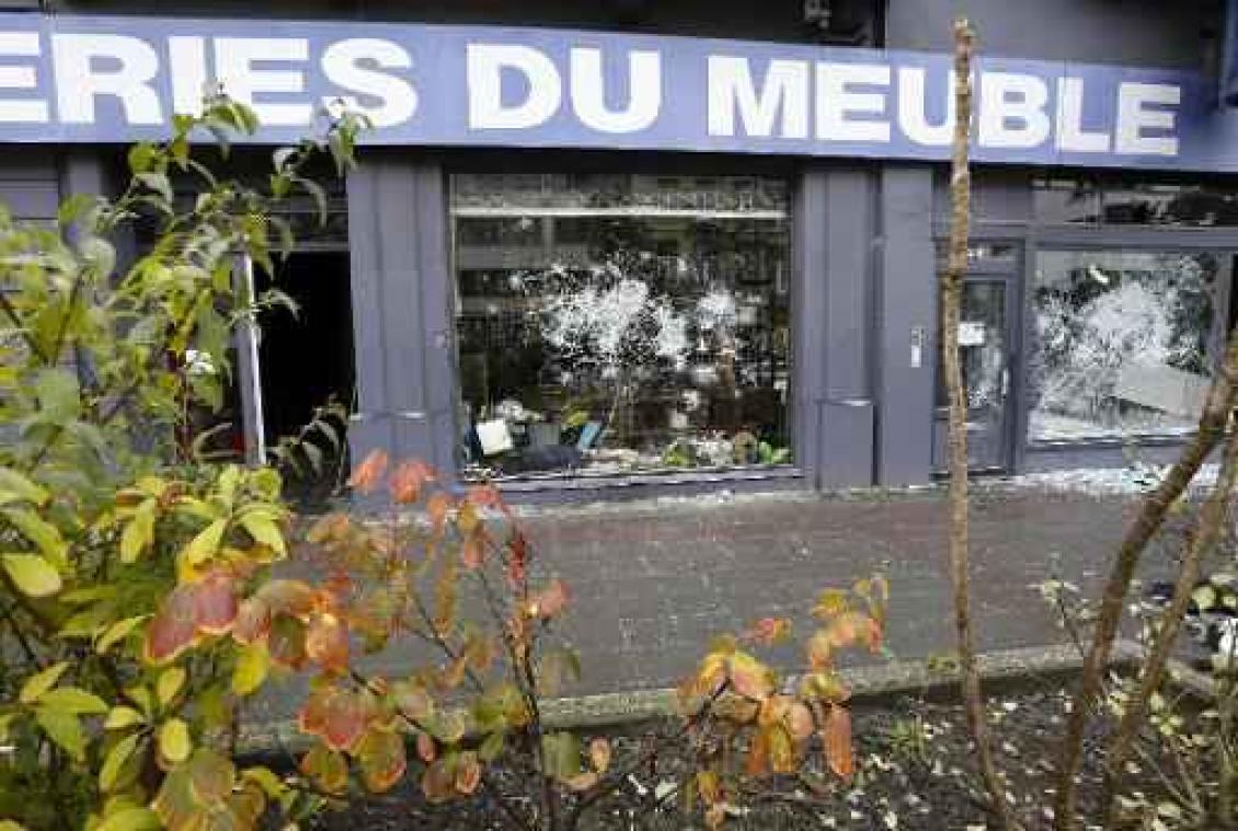 Politievakbonden NSPV en CGSP Admi vragen overleg met minister Jambon na Brusselse rellen