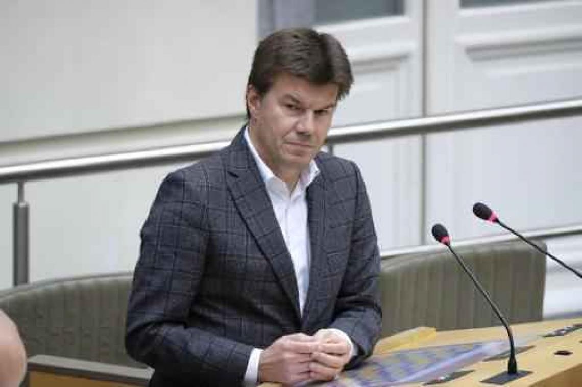 Rellen Muntplein - Gatz dient klacht in tegen Vargasss92