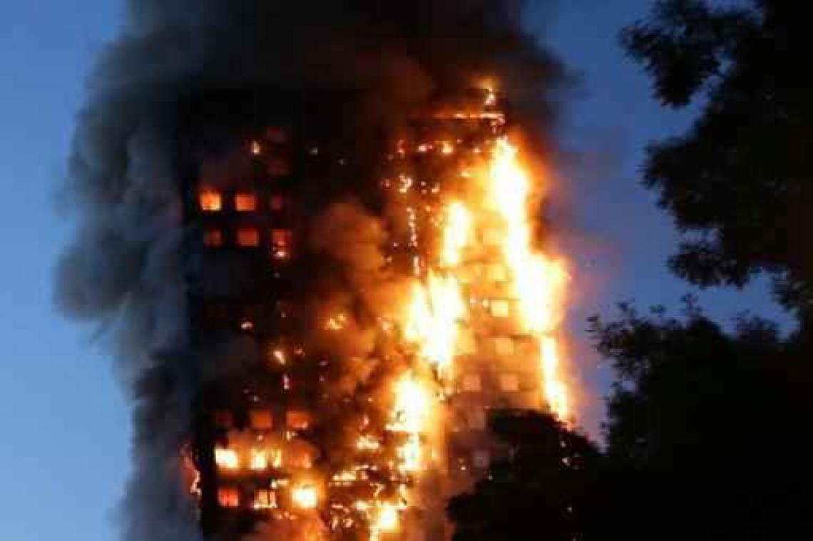Dodentol van brand in Londense Grenfell Tower bijgesteld van 80 naar 71