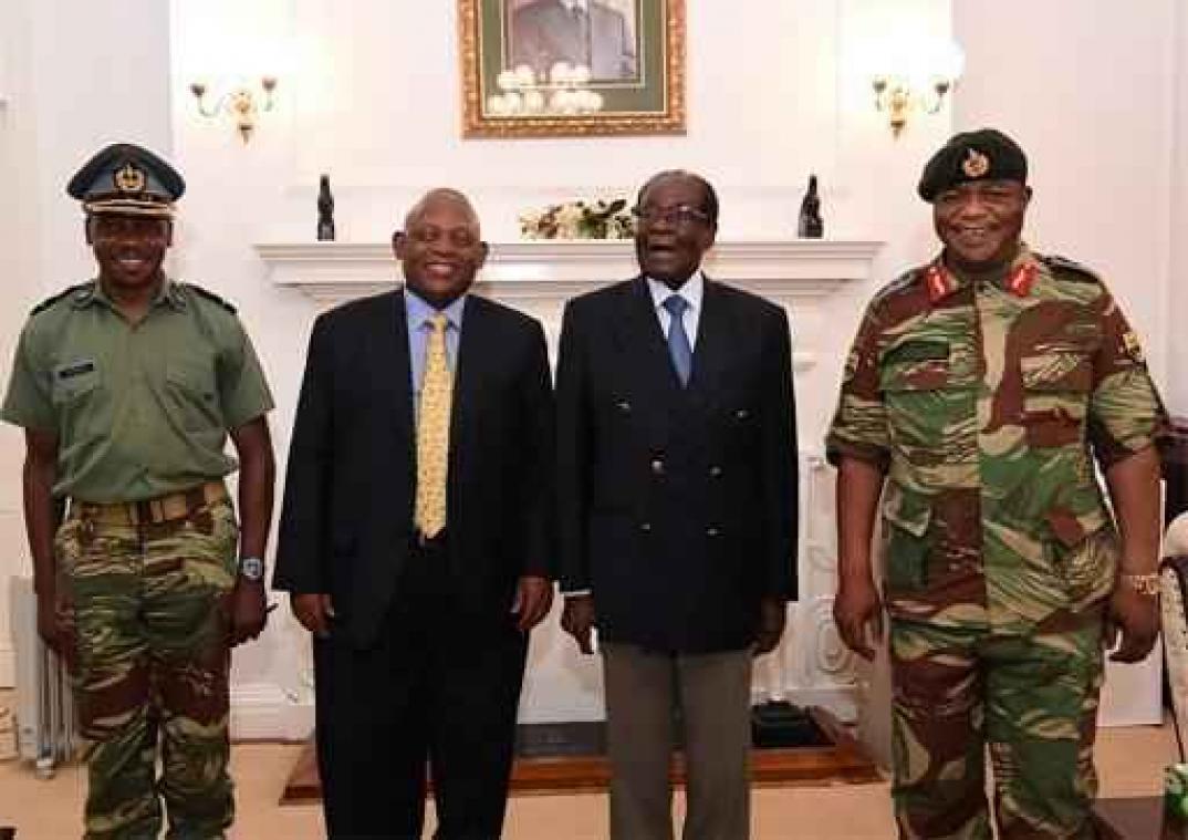 Onrust Zimbabwe: "criminelen" uit entourage Mugabe worden opgepakt, meldt leger