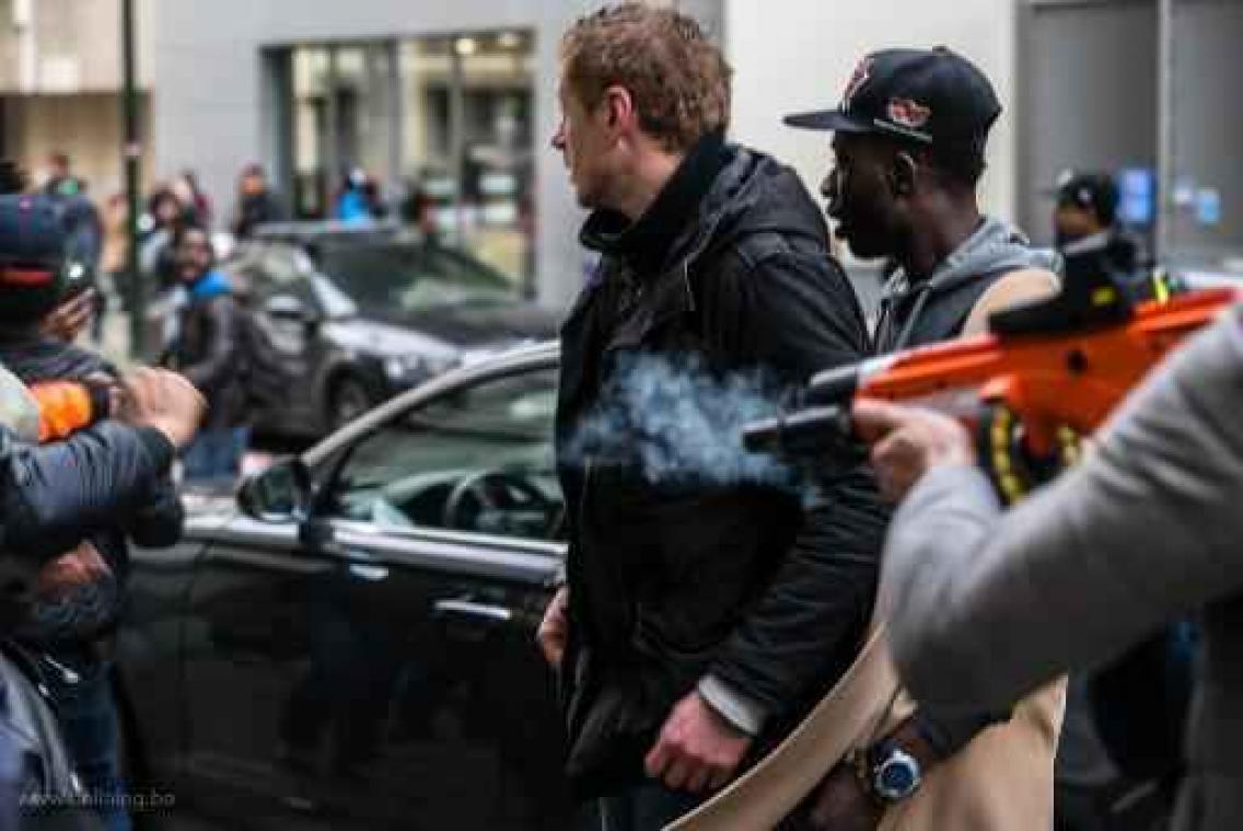 Gewonden bij confrontatie tussen politie en sans-papiers bij bezettingspoging