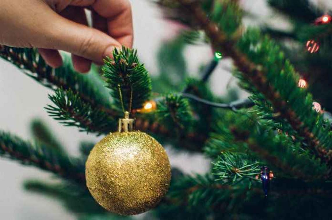 Nu al kerstdecoratie ophangen geeft je een gelukkig gevoel