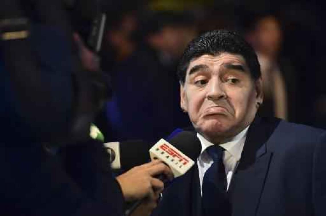 Diego Maradona en vijf andere wereldkampioenen assisteren bij WK-loting