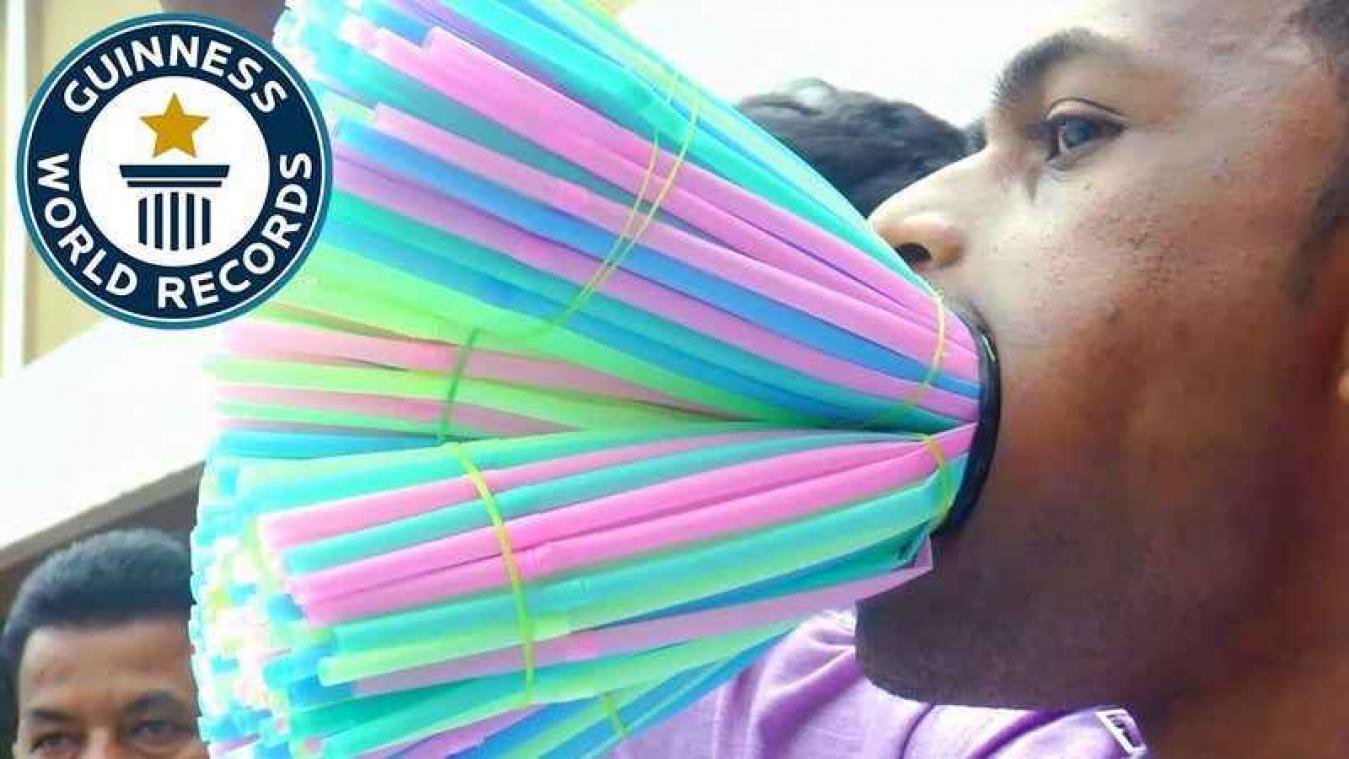 VIDEO. Man breekt wereldrecord met 459 rietjes in de mond