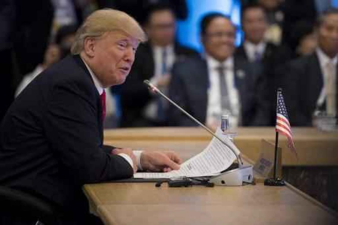 Trump ontbindt zijn liefdadigheidsstichting na verdenking van onregelmatigheden