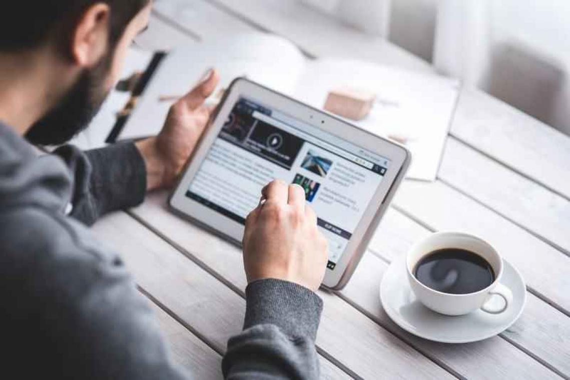 Een kwart van de jongeren vindt het geen probleem om enkel online te shoppen