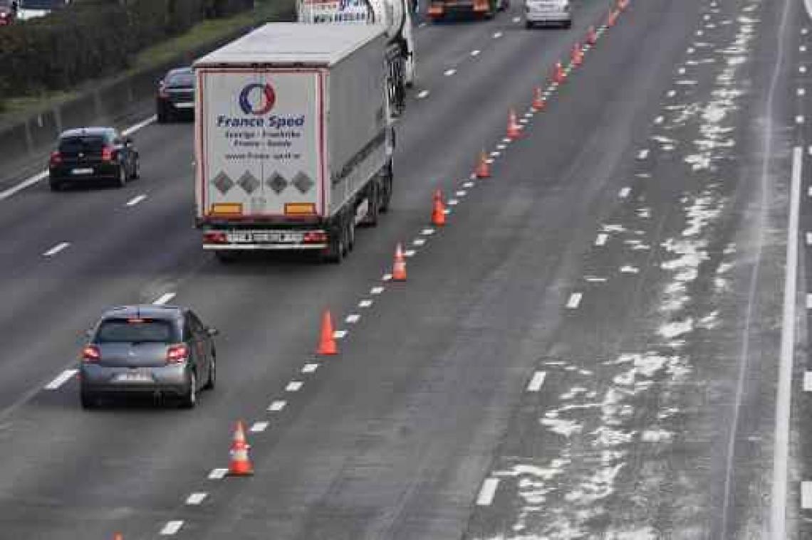 Siliconenspoor zorgt voor vervroegde avondspits op Antwerpse ring en lange files op omleidingsroutes