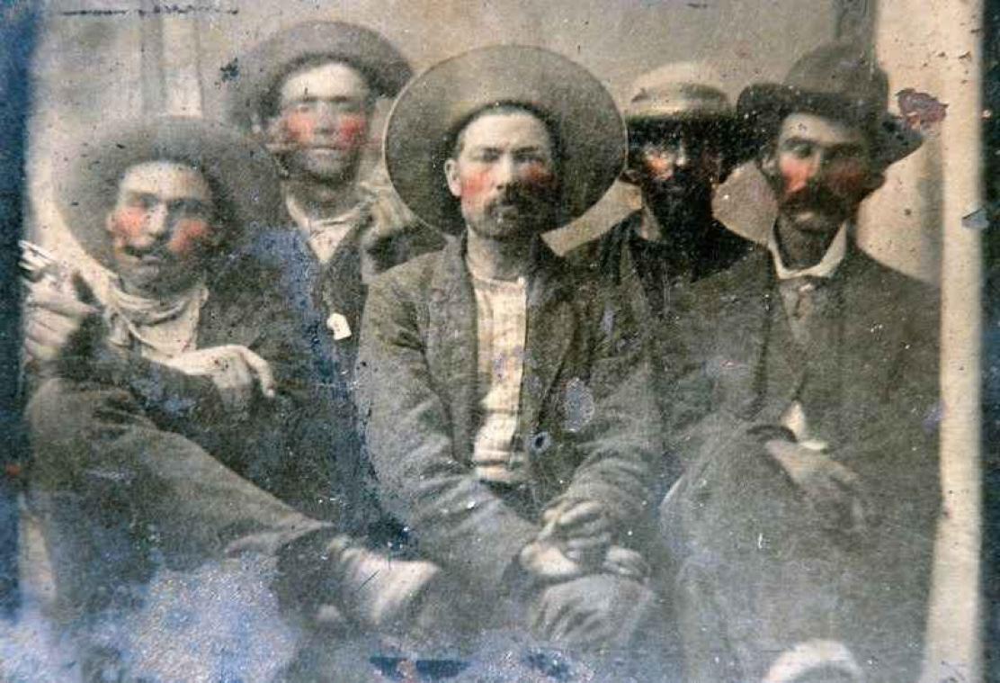 Foto gekocht op vlooienmarkt blijkt peperduur portret Billy the Kid