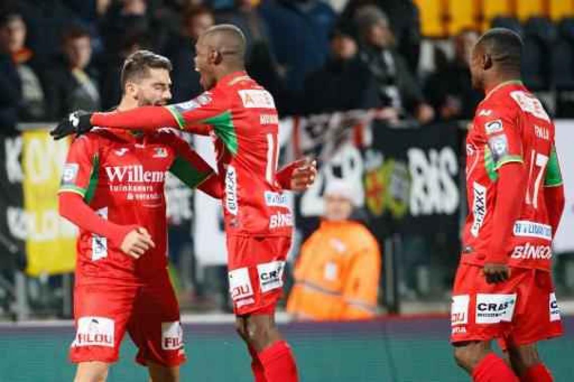 Jupiler Pro League - Oostende klopt Eupen met 1-0, STVV kan niet winnen tegen negen Lokeren-spelers
