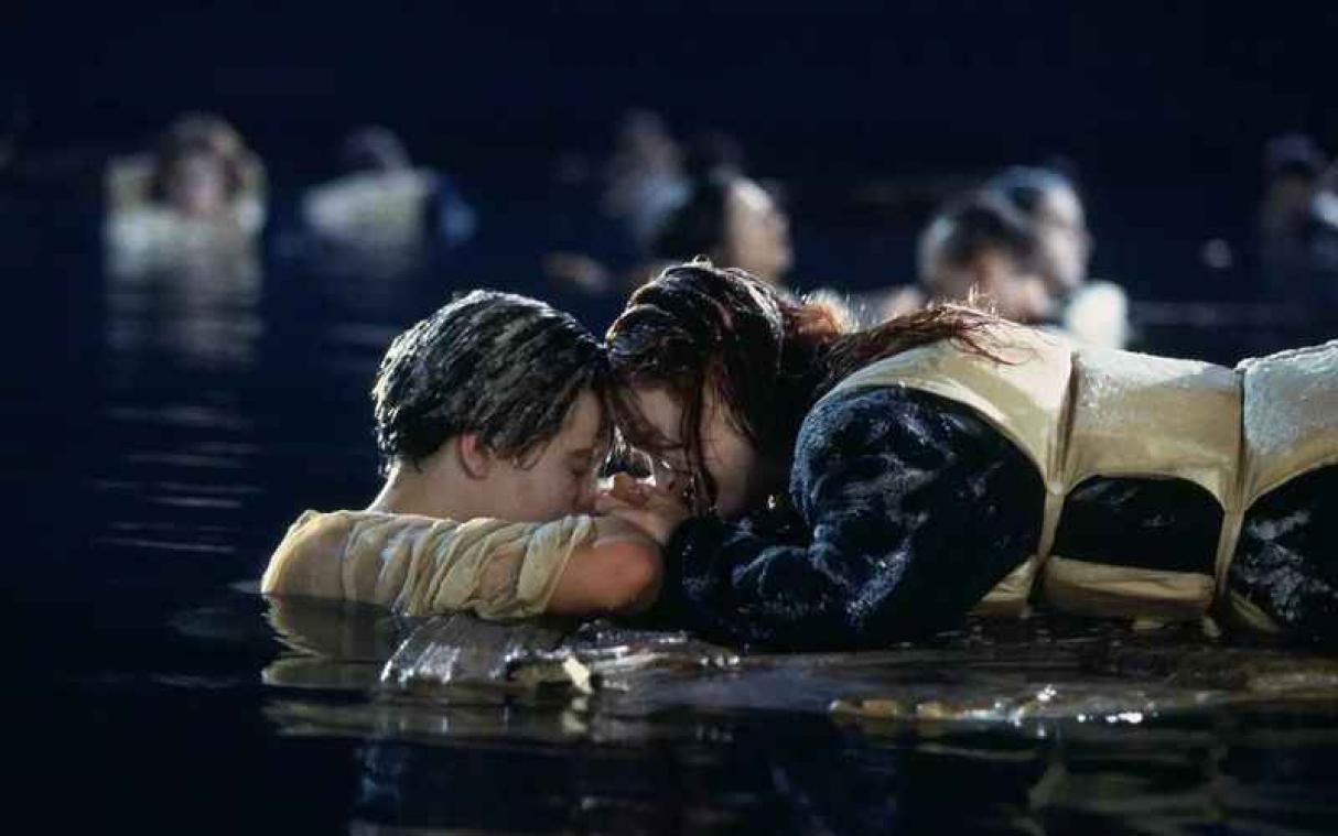 Mysterie ontrafeld: 'Titanic'-regisseur legt uit waarom Jack niet op deur paste