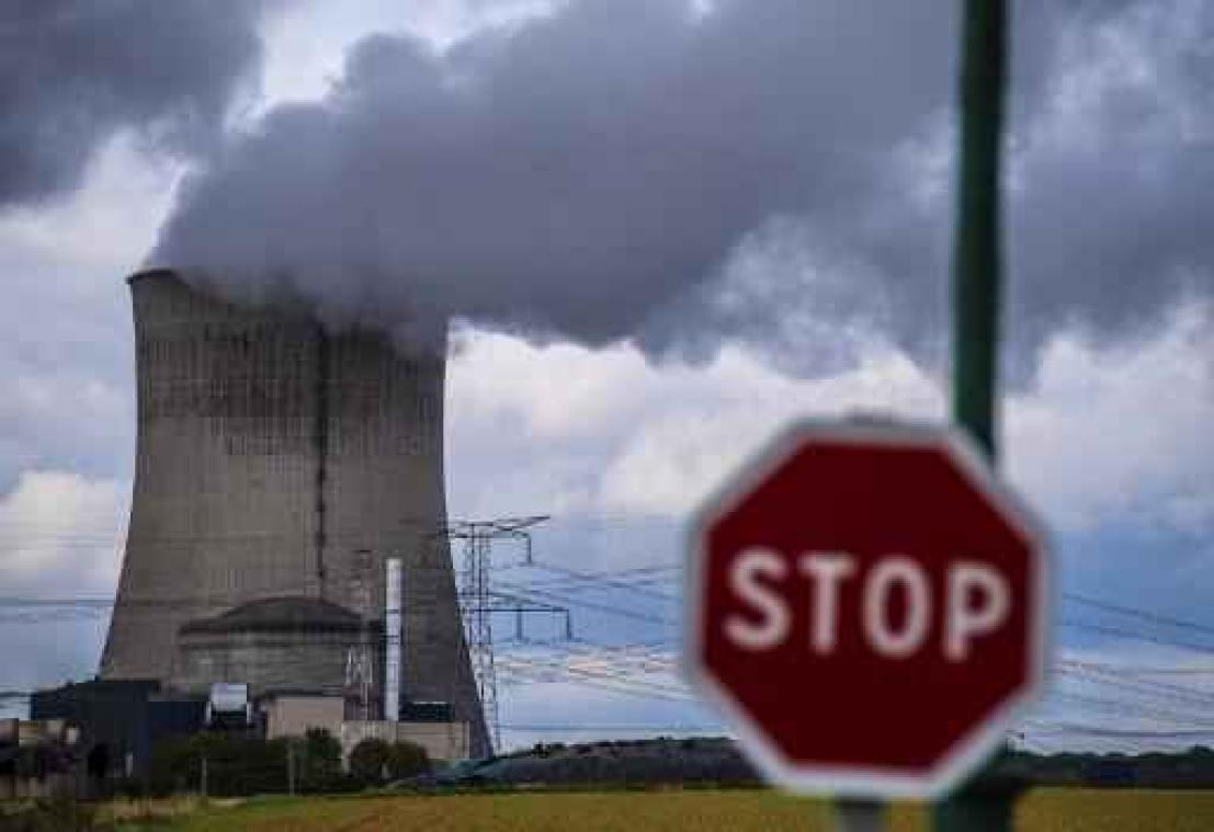 Activisten van Greenpeace dringen Franse kerncentrale binnen