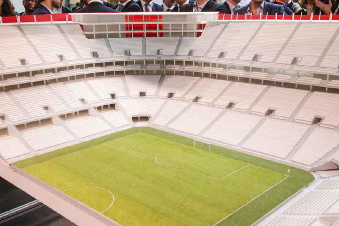 Vier kapers op de kust voor openingsmatch EK