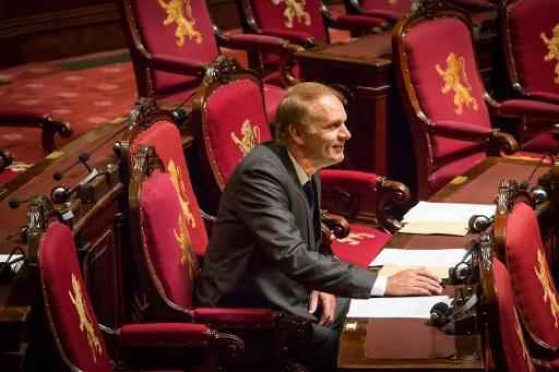 Parket opende vooronderzoek naar door politici opgerichte vzw