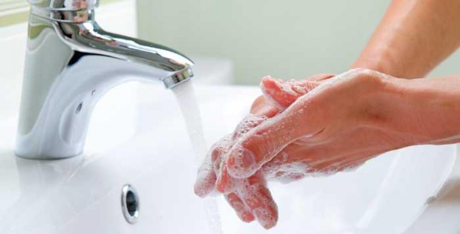 Antibacteriële zeep bestrijdt microbes niet beter dan alledaagse variant