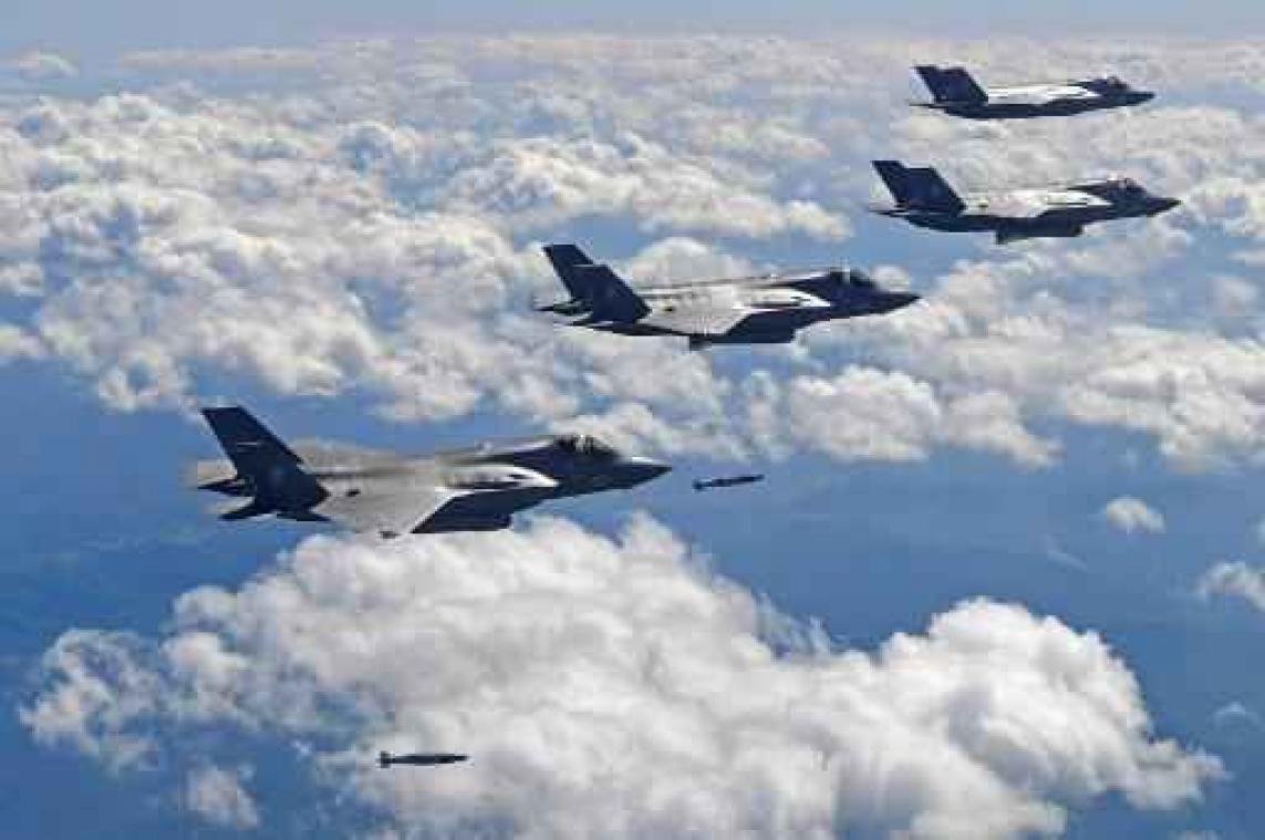 Nederlandse Defensie heeft geld tekort voor laatste drie F-35's door hoge dollarkoers