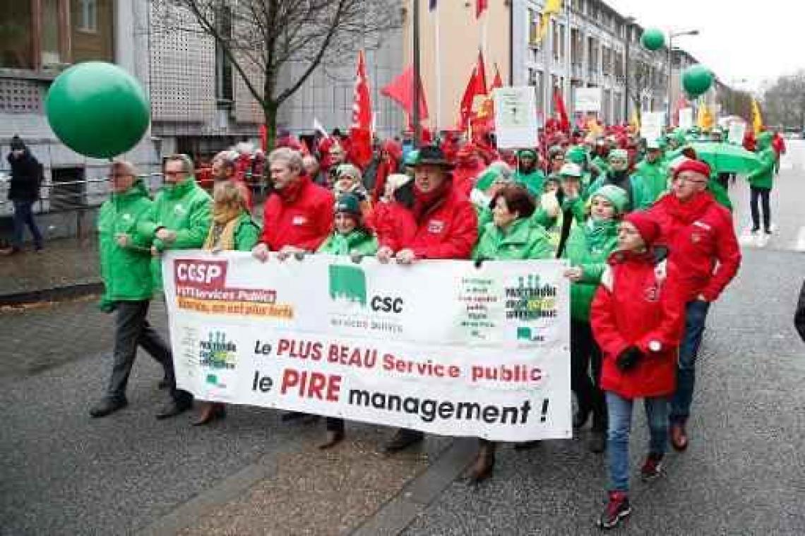 Staking Waalse openbare diensten: beslissing over statuut contractuelen op 12 december