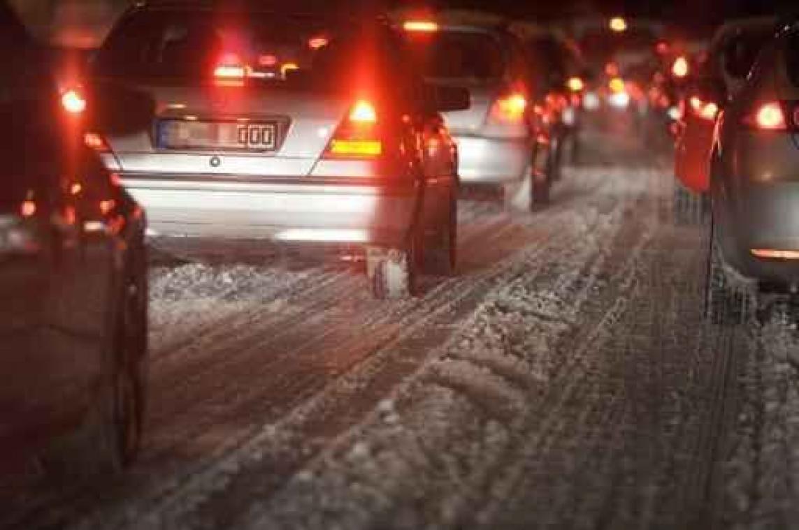 Veel files op Vlaamse wegen door winterweer
