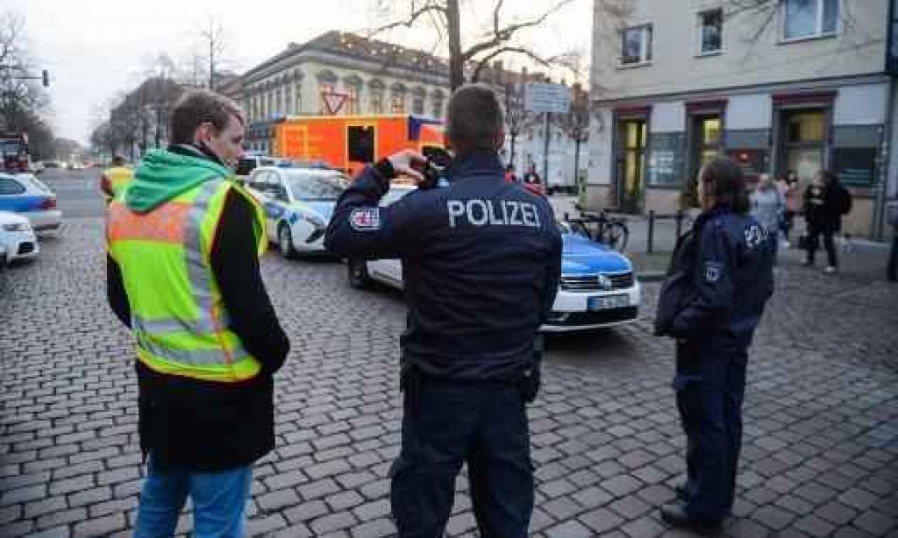 Verhoogde veiligheidsmaatregelen op kerstmarkten in Brandenburg na bomalarm in Potsdam