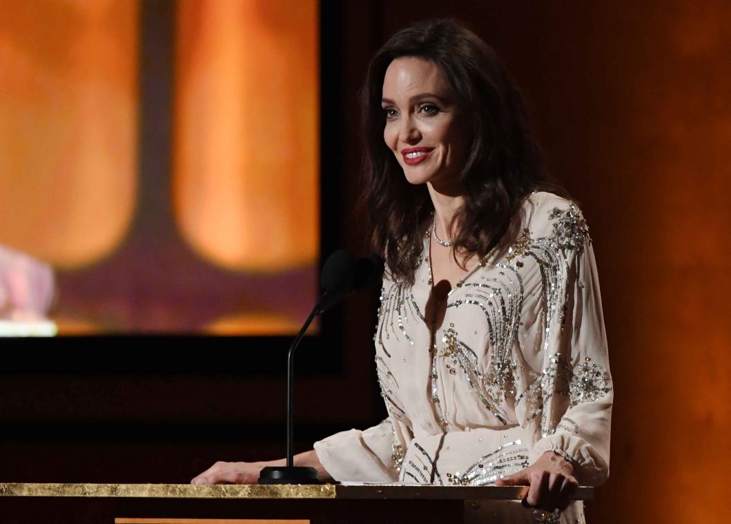 Angelina Jolie legt uit hoe ze haar huwelijk met Brad Pitt probeerde te redden