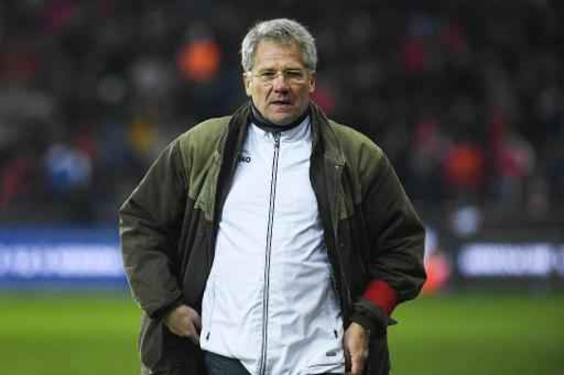 Antwerp-trainer Laszlo Bölöni gaat in beroep tegen voorwaardelijke sanctie