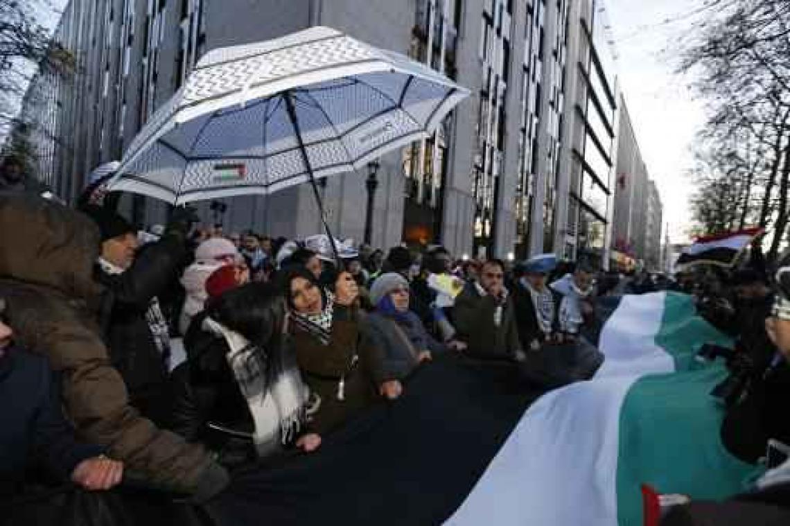 Grote politiemacht voor pro-Palestijnse betoging in buurt van VS-ambassade in Brussel