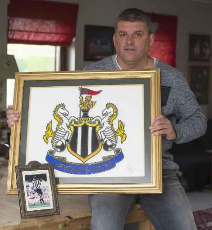 Newcastle United neemt Philippe Albert op in beste elftal aller tijden