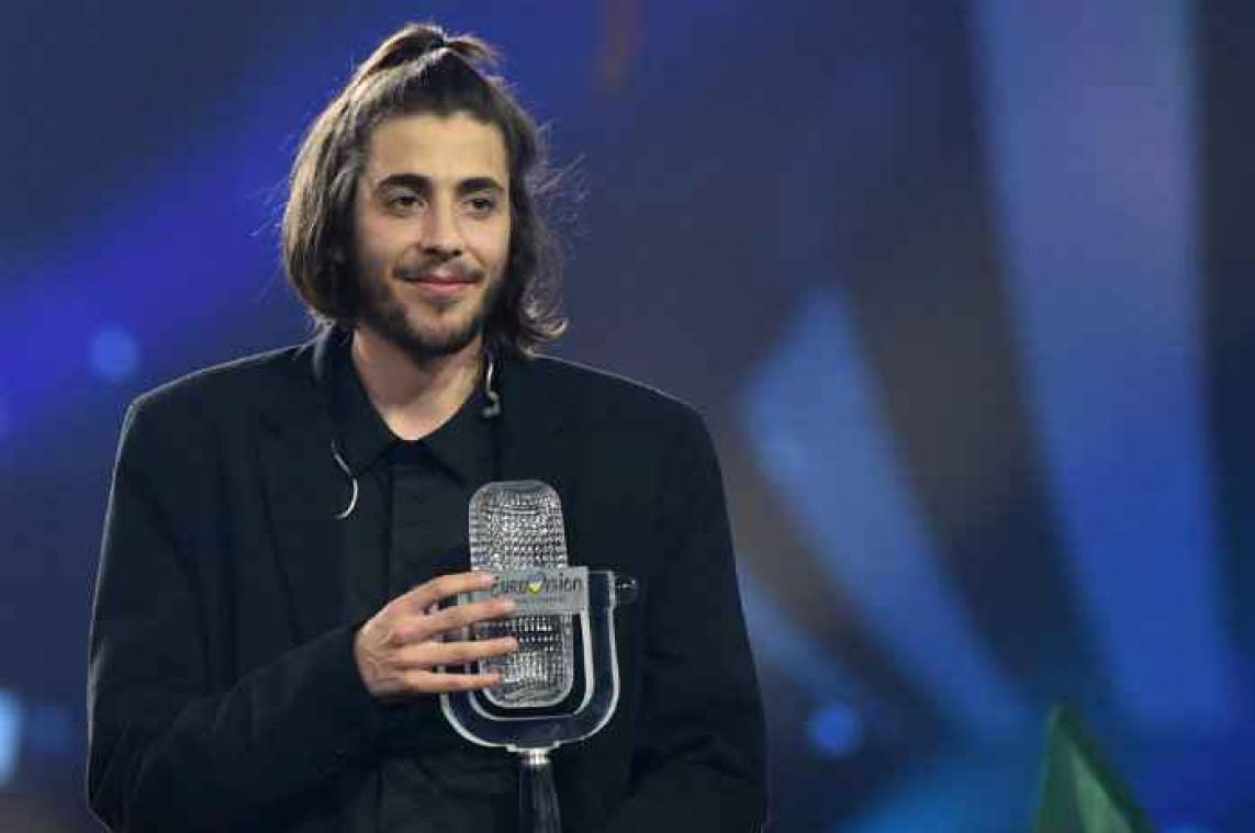 Jonge songfestivalwinnaar heeft een nieuw hart