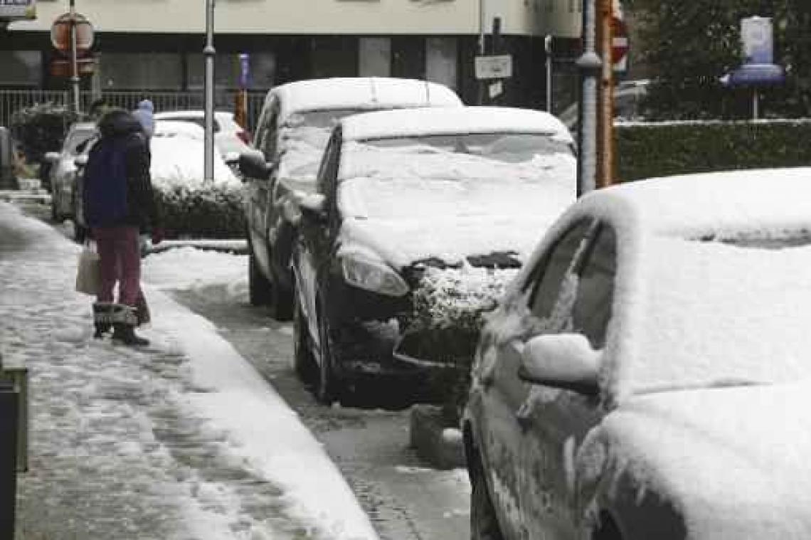 Busvervoer MIVB licht ontregeld door sneeuw en ijzel