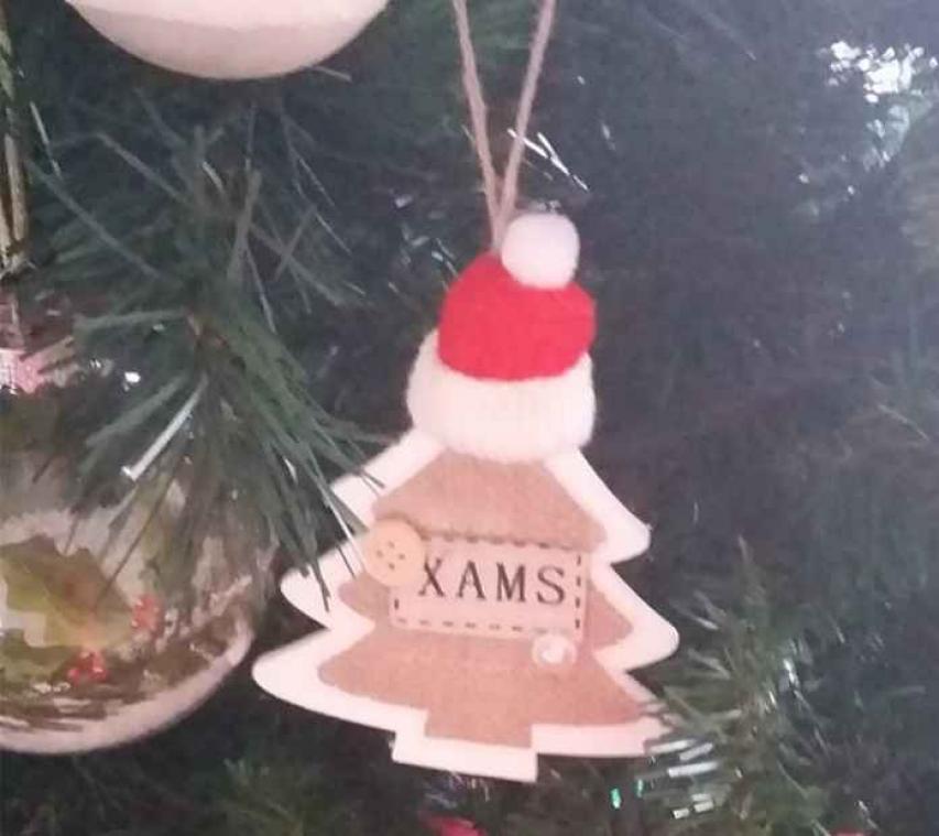 IN BEELD. Hilarisch: bij deze kerstdecoratie ging het mis