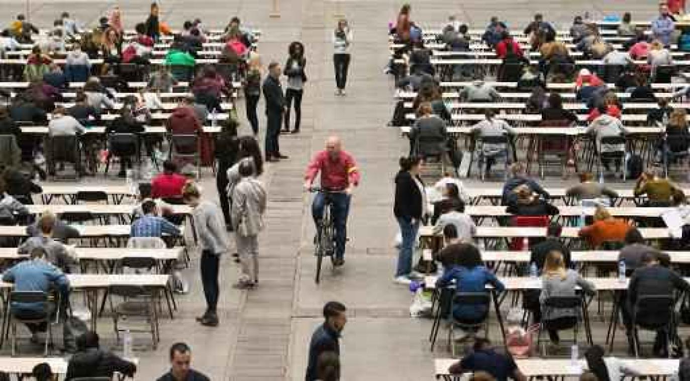 Vernieuwd toelatingsexamen arts en tandarts moet beter aansluiten bij secundair onderwijs