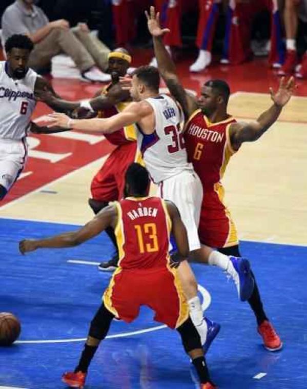 NBA - Houston blijft winnen, Boston lijdt verrassende thuisnederlaag