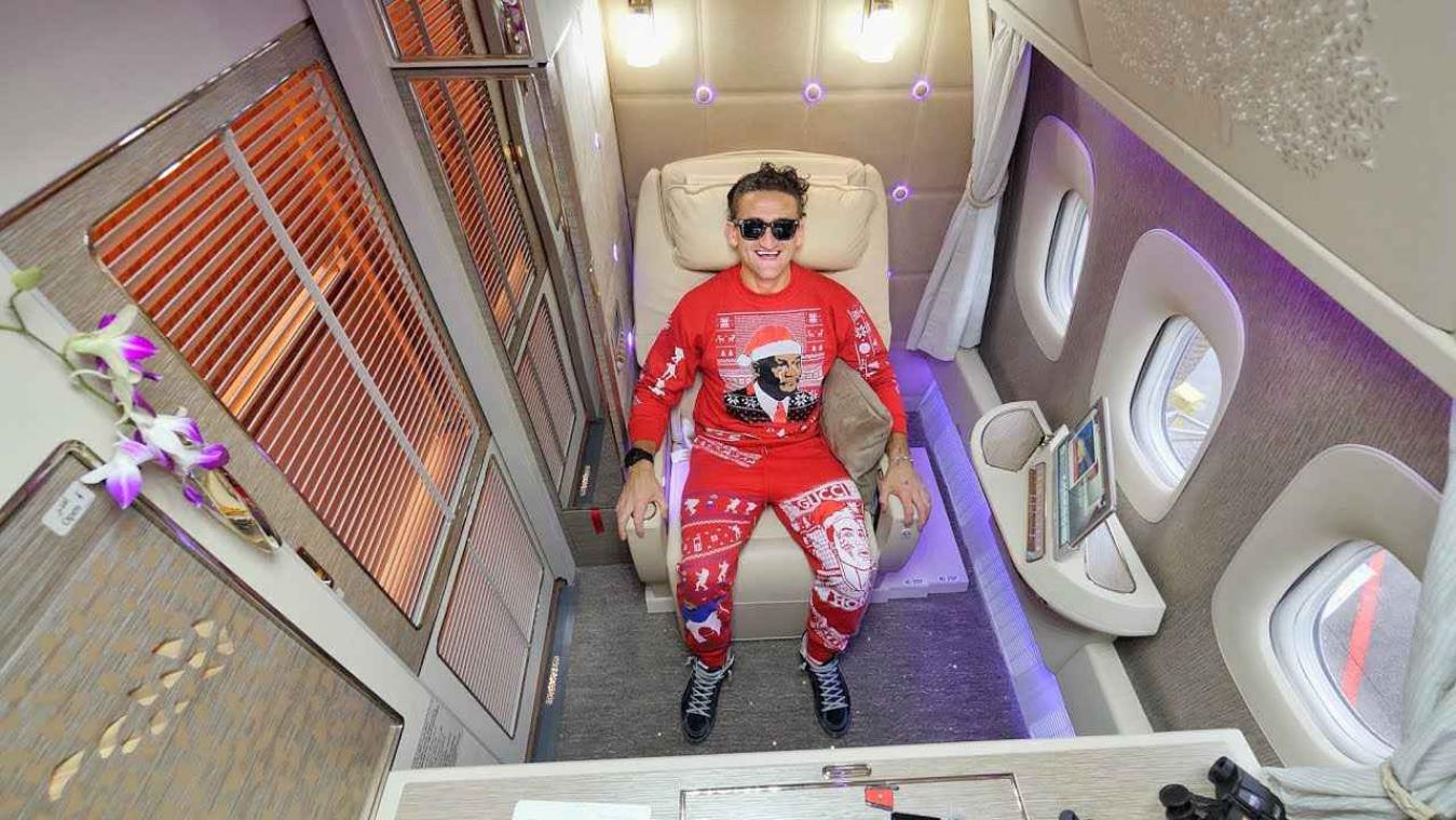 VIDEO. Vliegen in een luxueuze first class suite