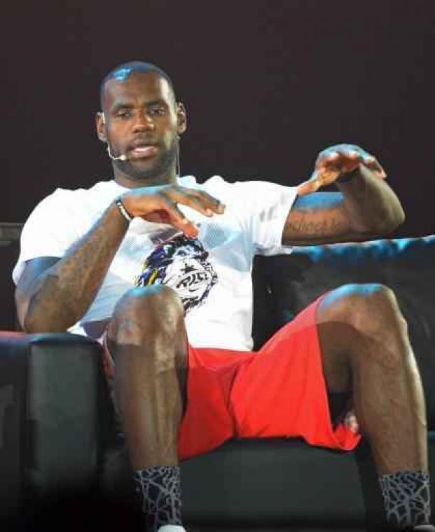 LeBron James speelt in Washington met boodschap voor Trump