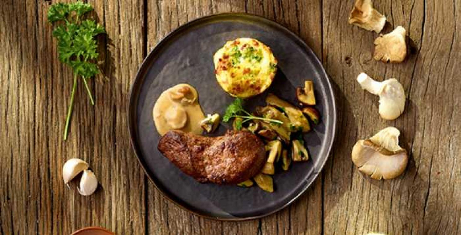 Zet het wildseizoen goed in met hindesteak en aardappelgratin