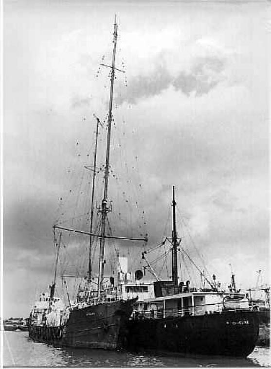Ex-zeezender Radio Caroline start vrijdag al reguliere uitzendingen op middengolf