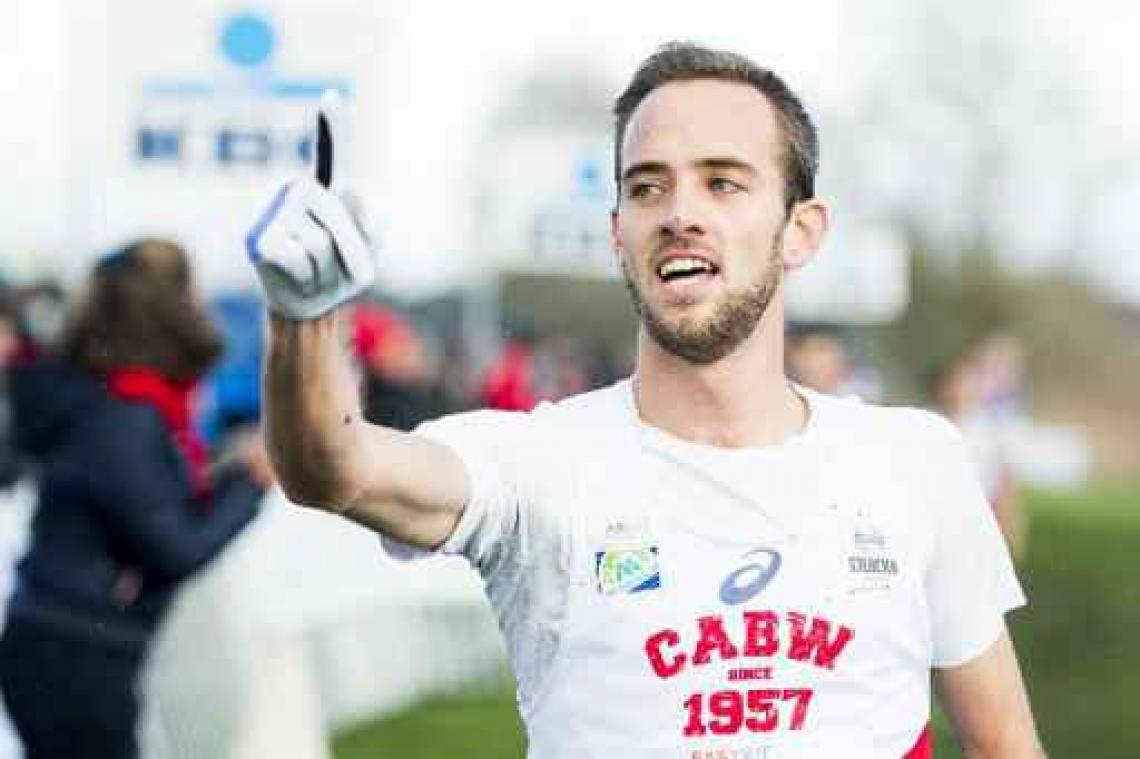 Jeroen D'hoedt en drie andere atleten verliezen profcontract bij Franstalige Gemeenschap