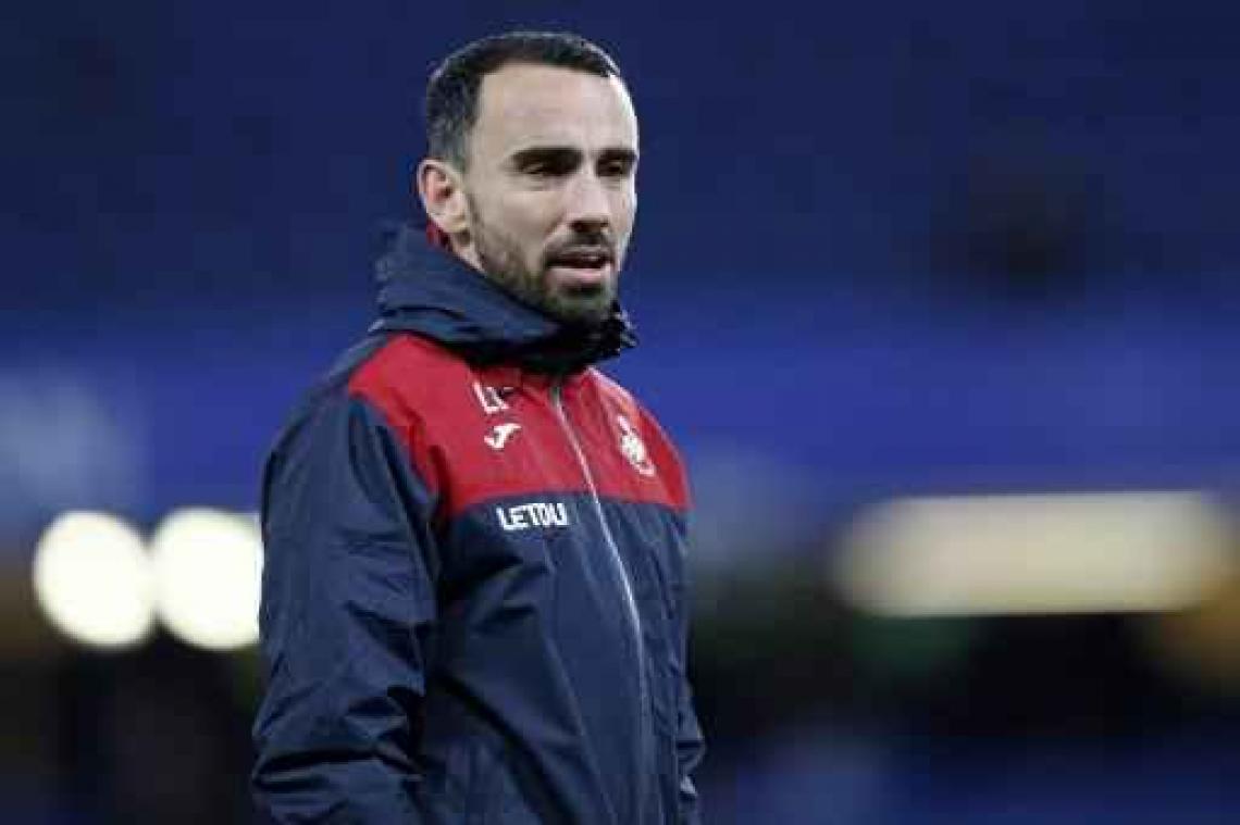 Swansea City rekent voorlopig op speler-trainer Leon Britton