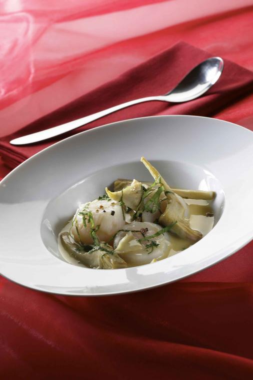 Time to Eat: Bouillon van sint-jakobsvruchten met basilicum en artisjok
