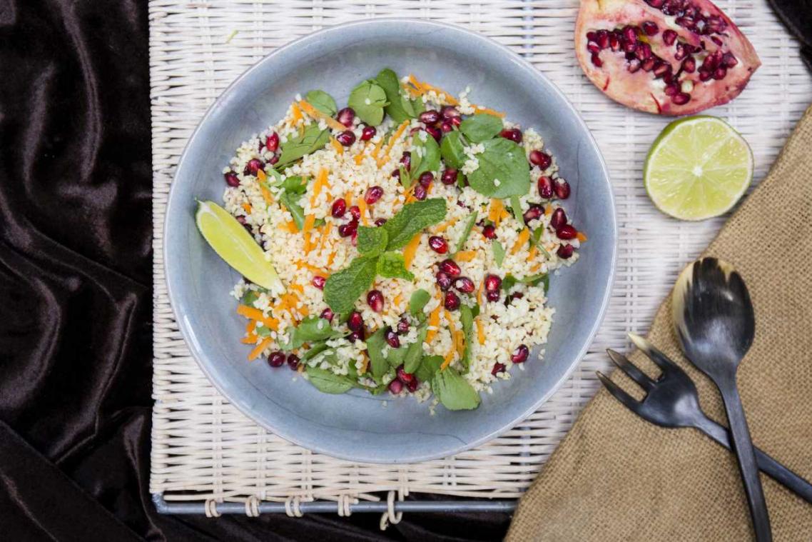 Bulgursalade  met granaatappel en waterkers